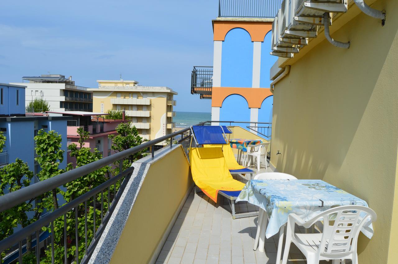 Hotel Dear Rimini Exterior photo