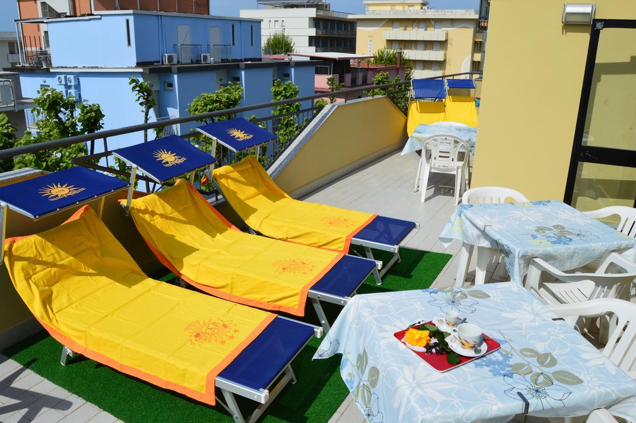 Hotel Dear Rimini Exterior photo